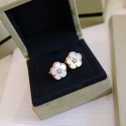 [Glow Muse]LUCKY PINK GOLD WHITE MOP EARRINGS