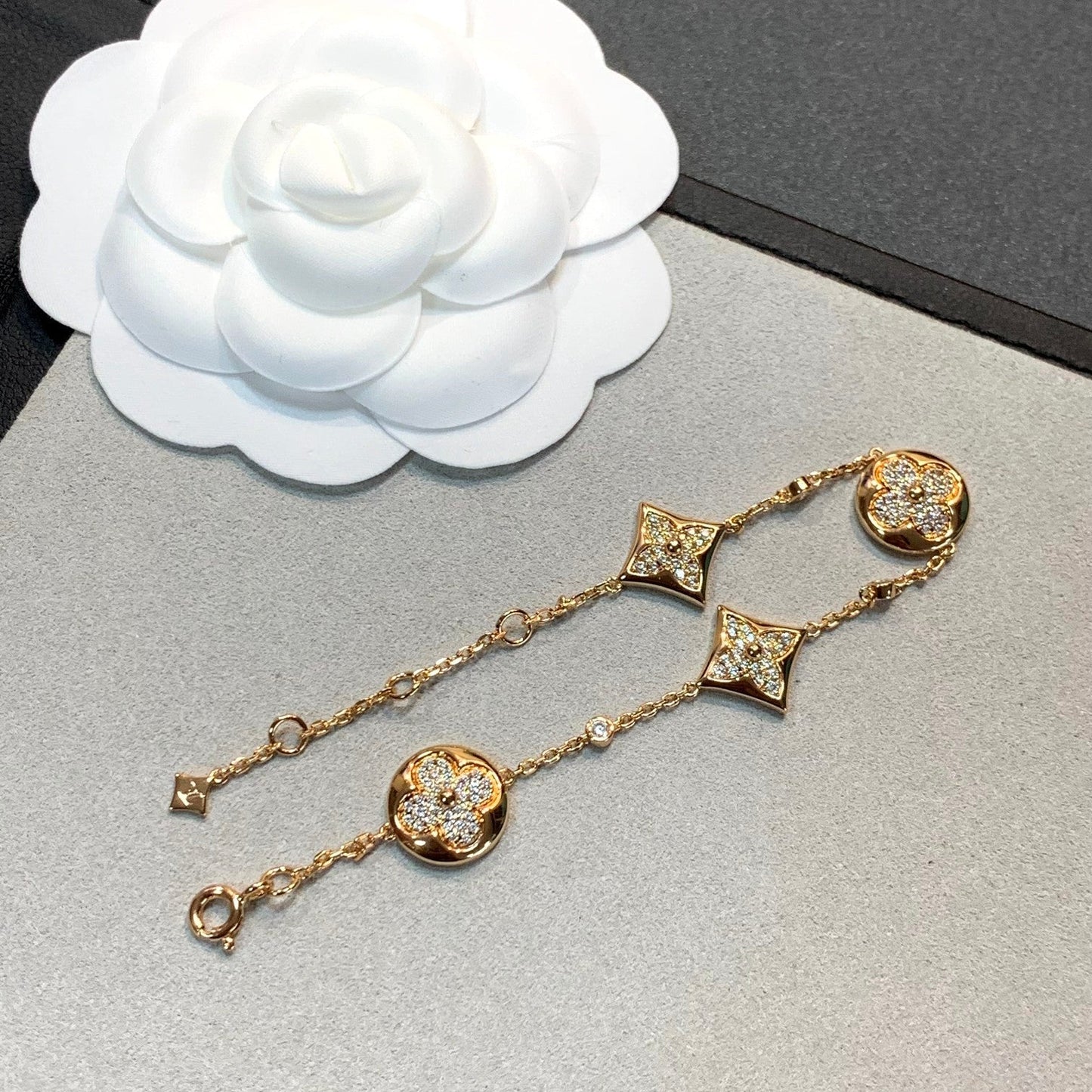 [Glow Muse]STAR AND SUN 4 MOTIFS GOLD DIAMONDS BRACELET