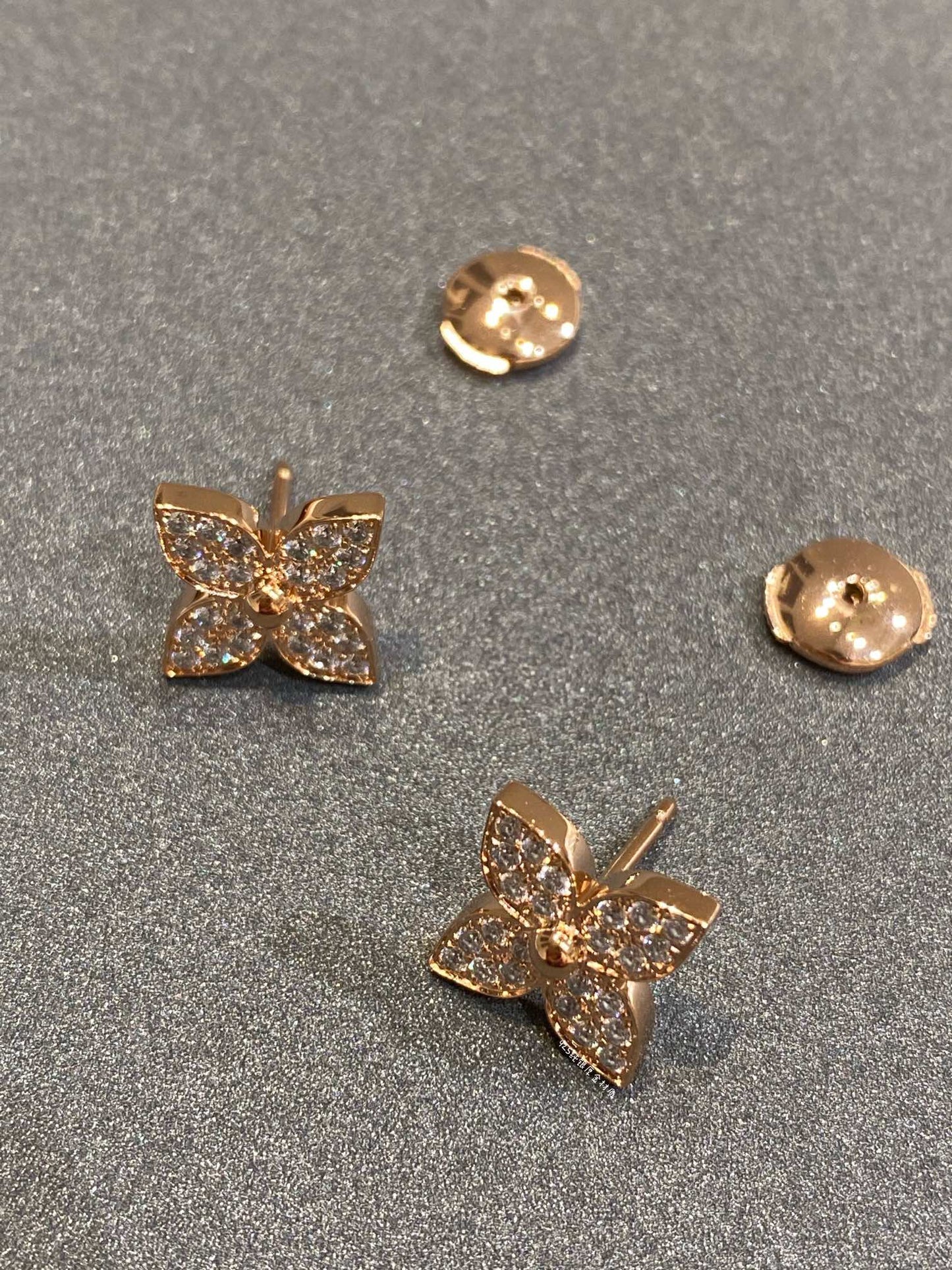 [Glow Muse]STAR DIAMOND EARRINGS