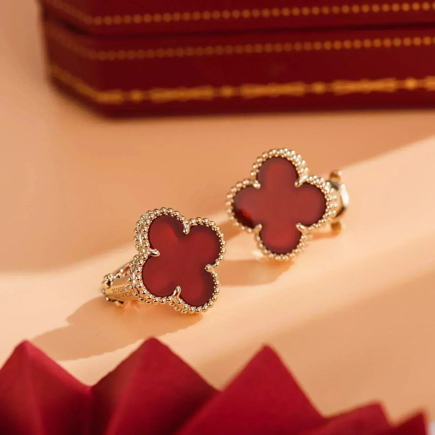 [Glow Muse]CLOVER MEDIUM 1 MOTIFS CARNELIAN  EARRINGS