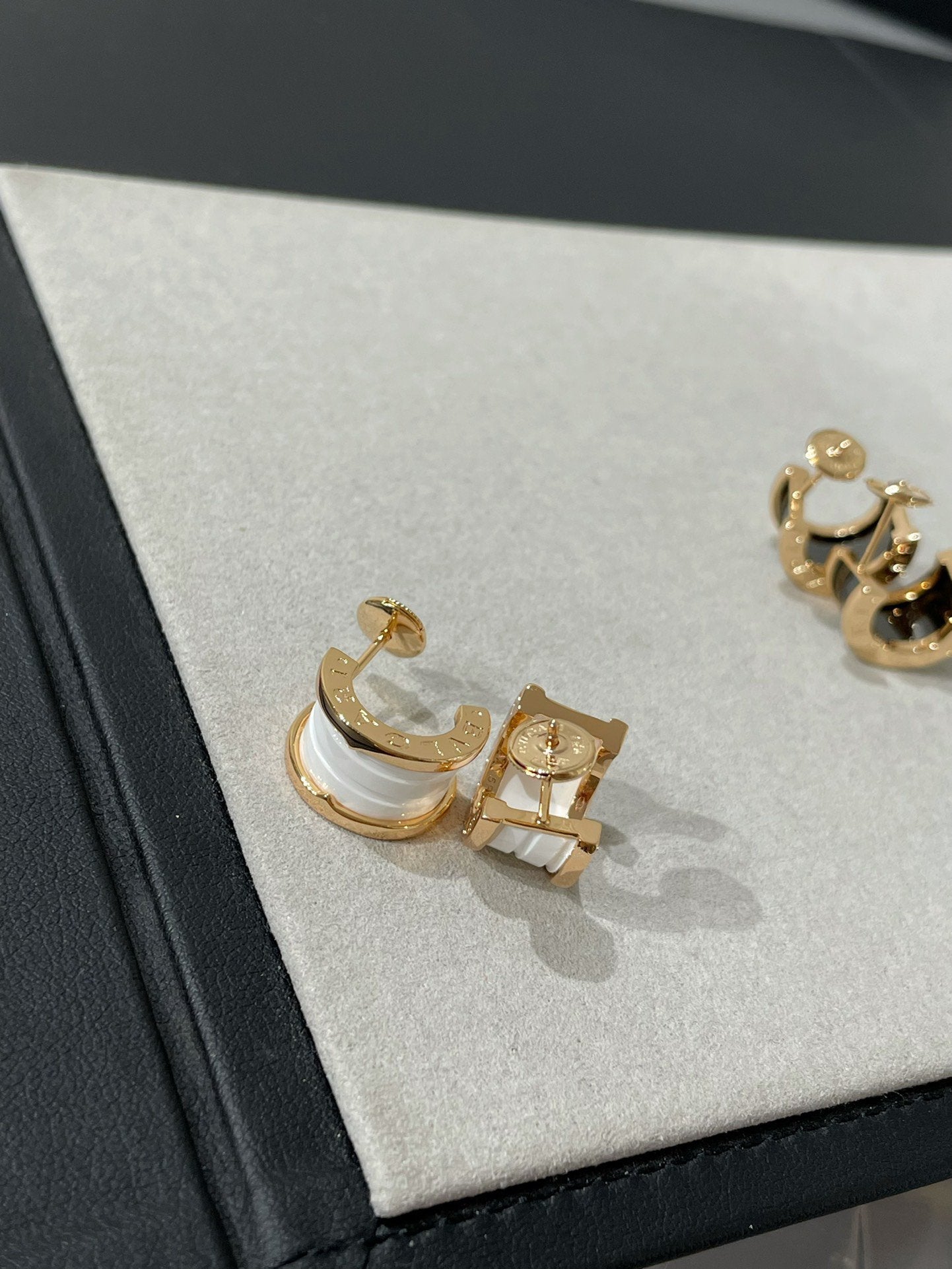[Glow Muse]ZERO 1 PINK GOLD CERAMIC EARRINGS