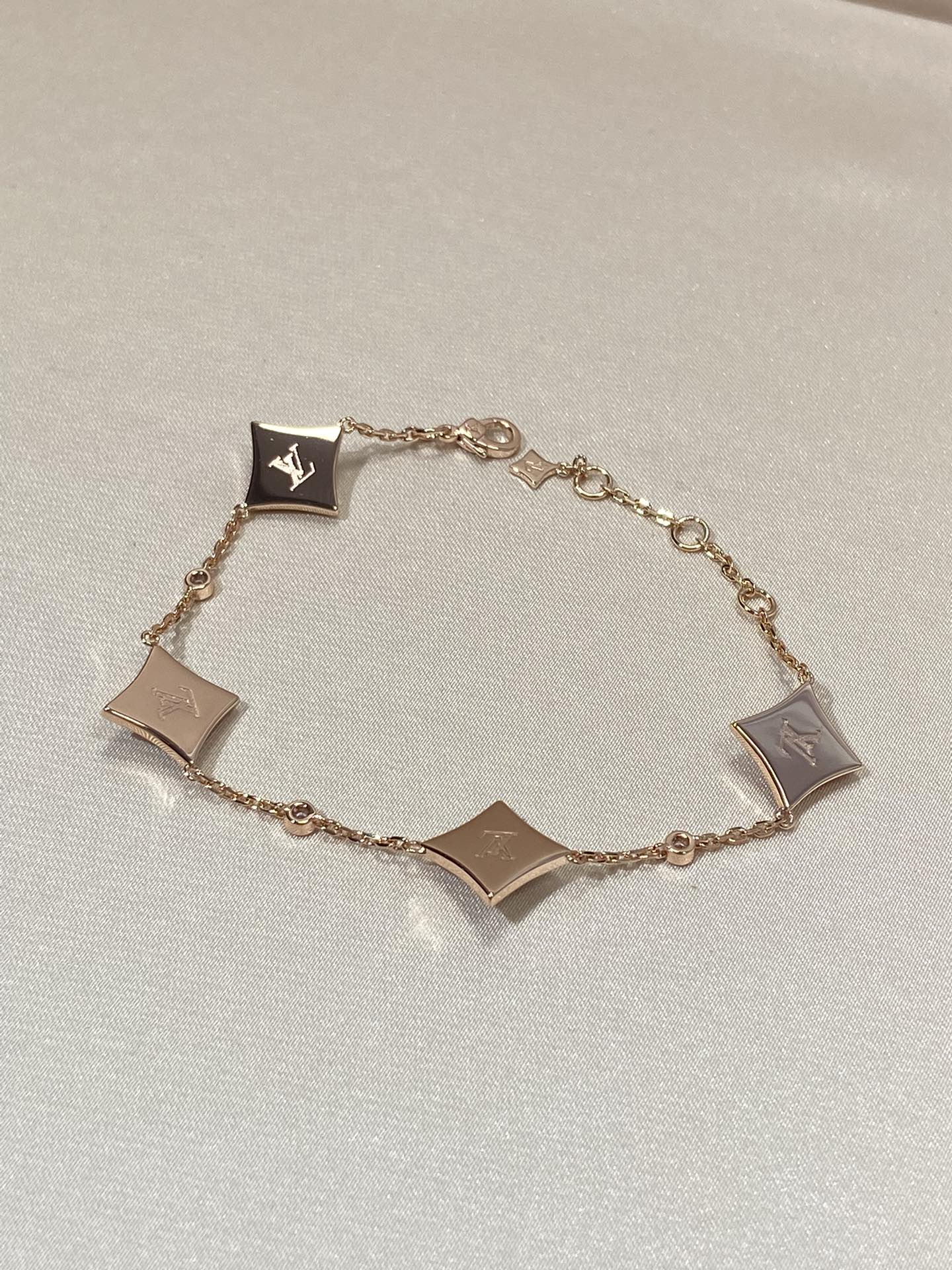 [Glow Muse]STAR 4 MOTIF MOP DIAMOND PINK GOLD BRACELET