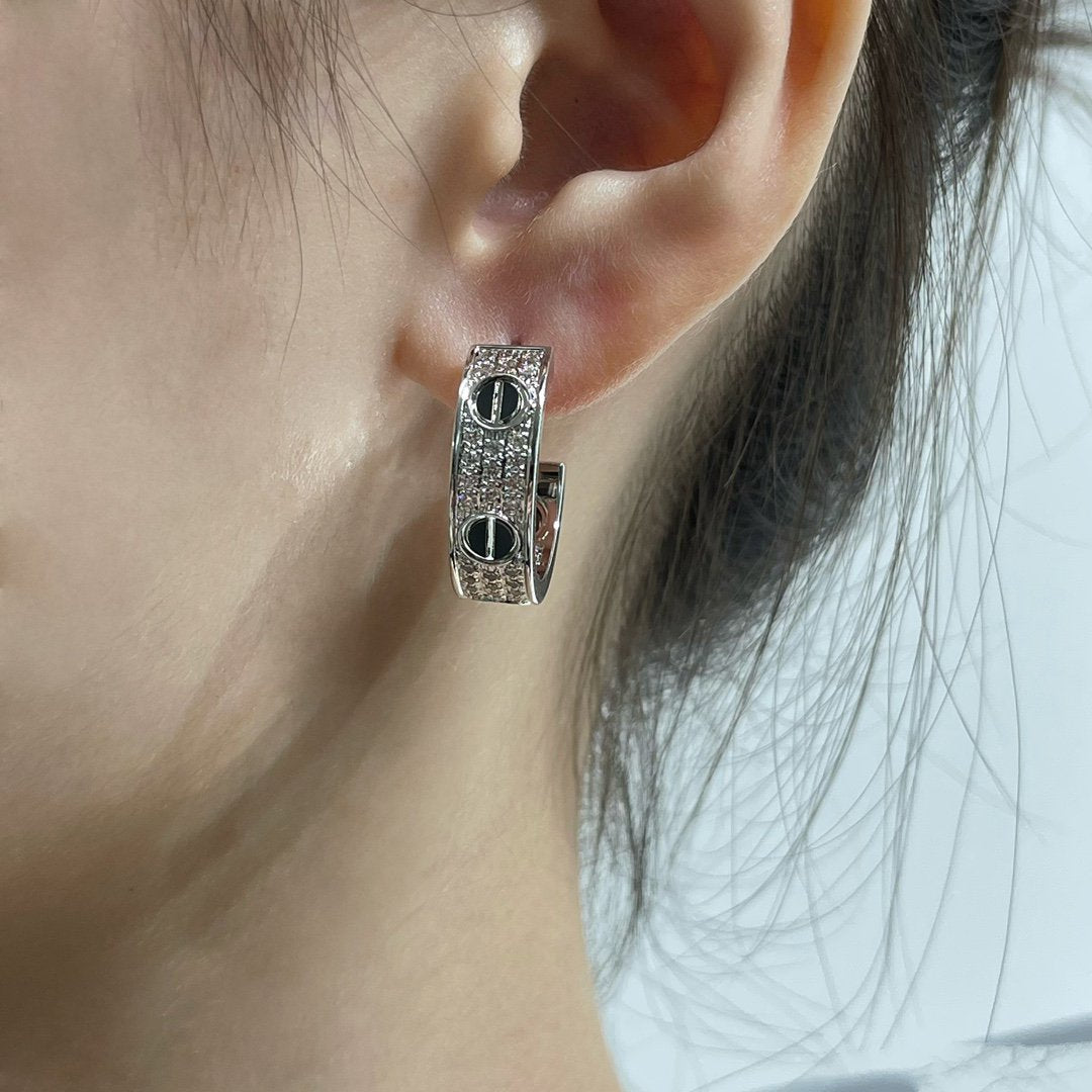 [Glow Muse]LOVE CERAMIC DIAMOND PAVED SILVER EARRINGS