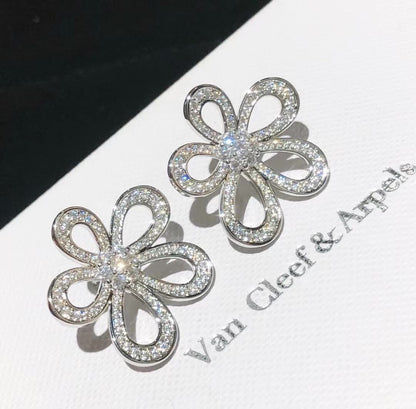 [⭐Glow Muse]FLOWERLACE EARRINGS FULL DIAMONDS