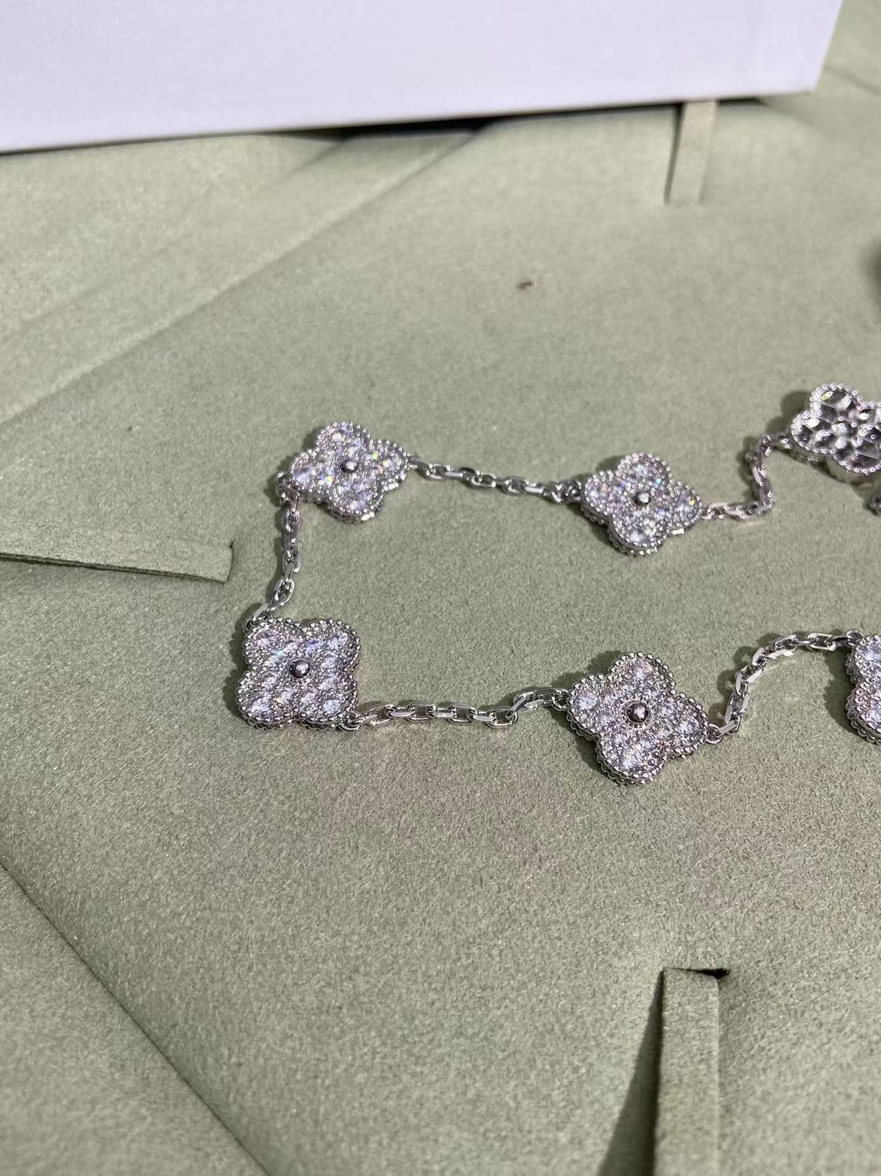 [Glow Muse Jewelry]CLOVER 10 MOTIFS  FULL DIAMOND NECKLACE