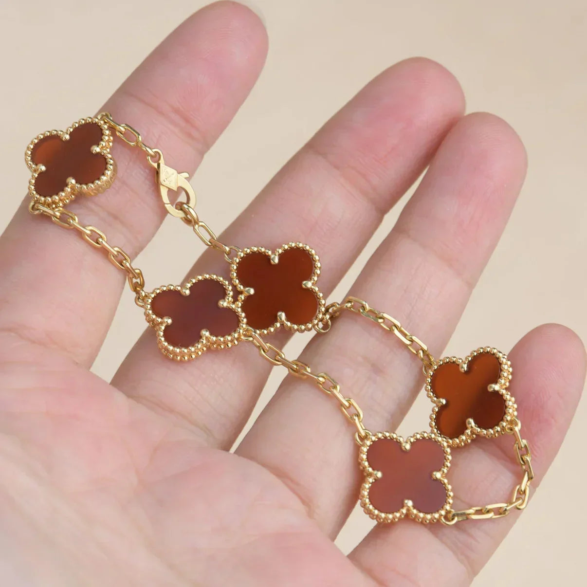 [⭐Glow Muse] CLOVER 5 MOTIF RED CORNELIAN BRACELET COLLECTION